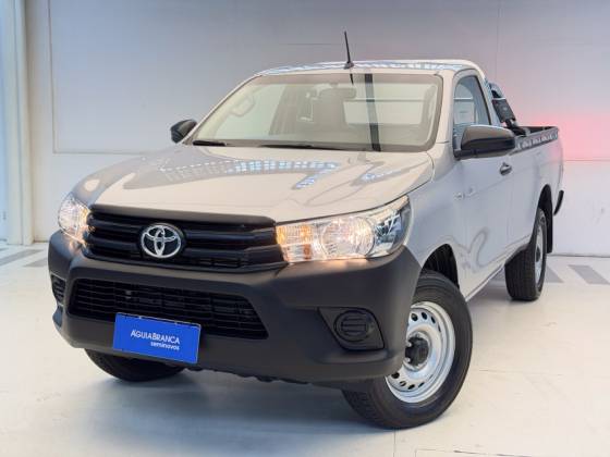 TOYOTA HILUX 2.8 D-4D TURBO DIESEL CS 4X4 AUTOMÁTICO TOYOTA HILUX 2.8 D-4D TURBO DIESEL CS 4X4 AUTOMÁTICO